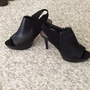 Tahari Heels